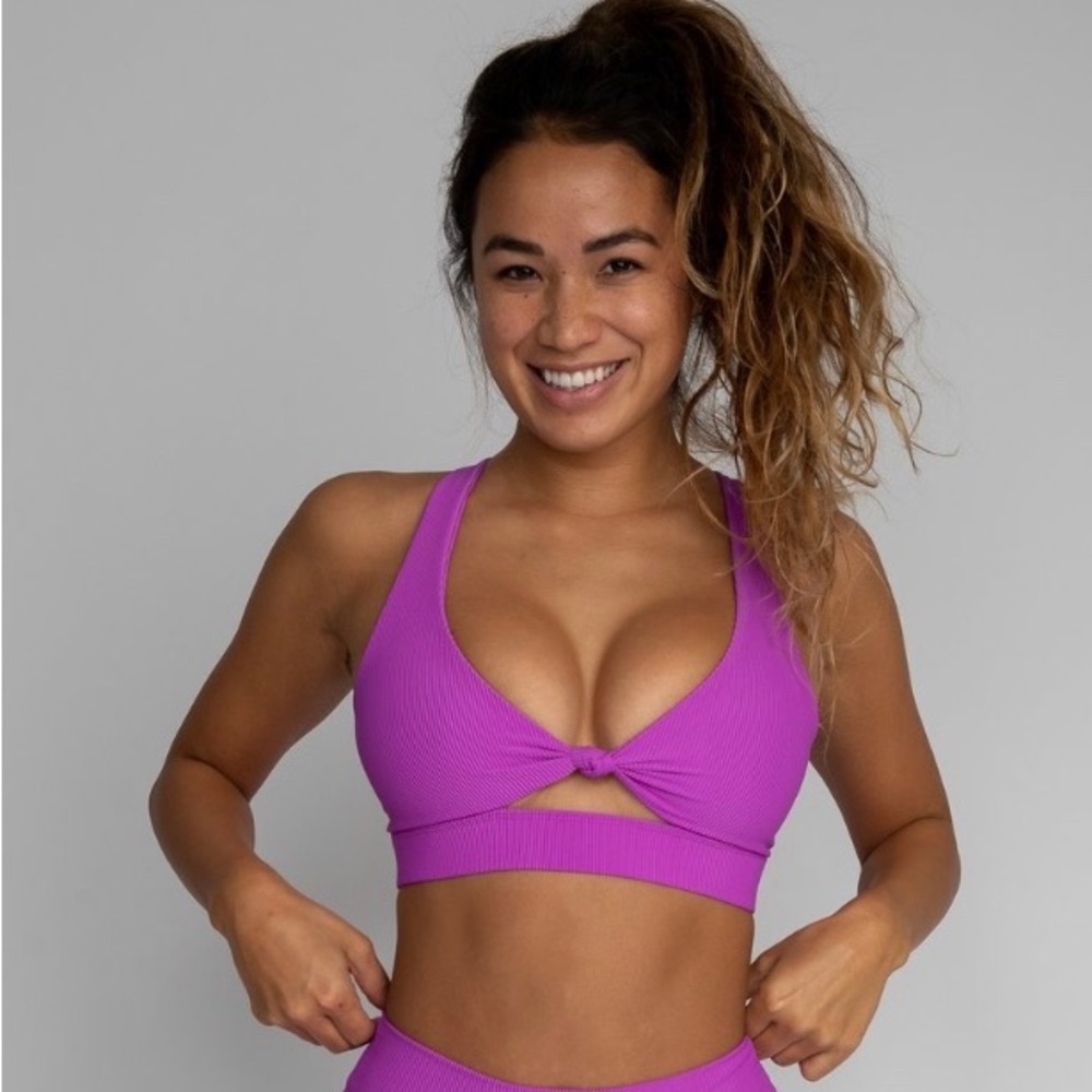 NWT Skatie sports bra